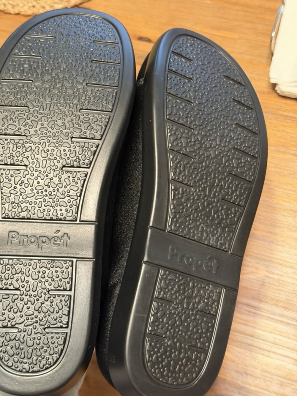 Propet Cush N Foot WO206 Slipper Casual Shoe Size 11 W Black BRAND NEW! - Picture 3 of 5